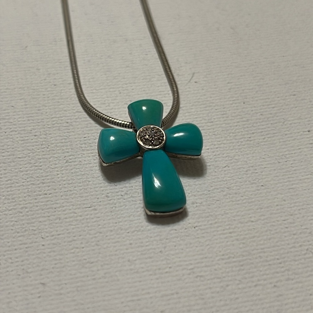 Sterling Silver 925 Turquoise Cross Necklace size 18’ chain - Picture 16 of 17